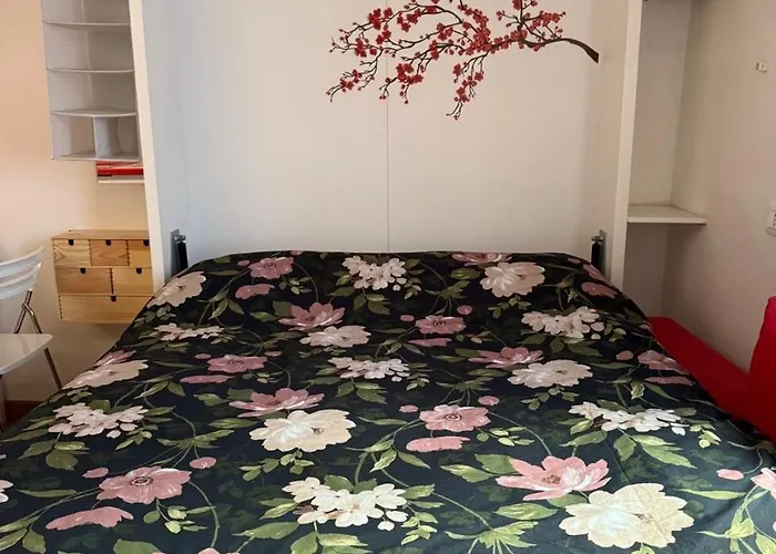 Joyce - Metro Cubo Trieste